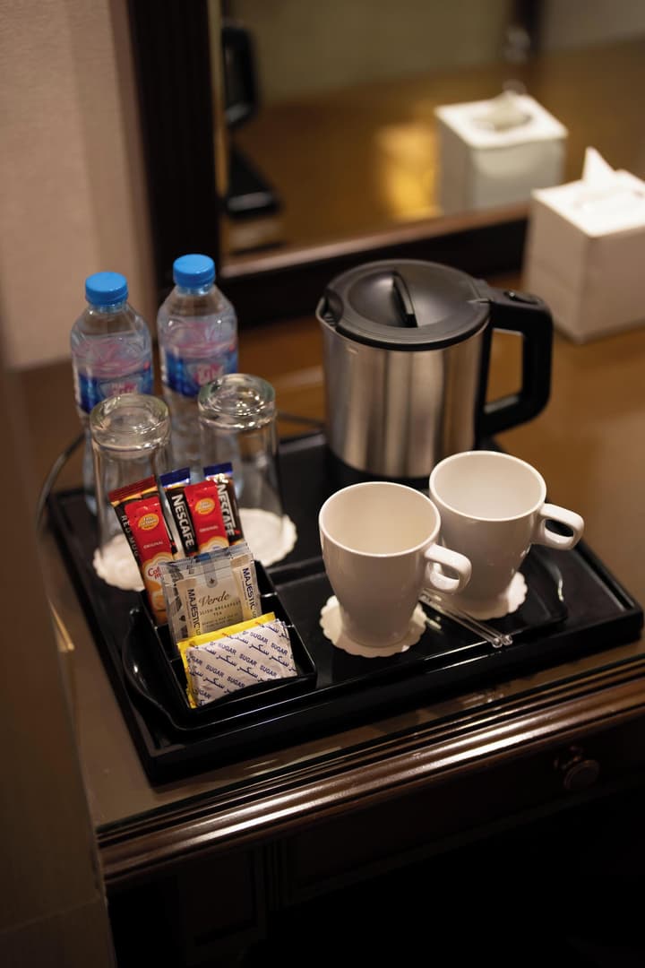 Luxe Avenue Hotel