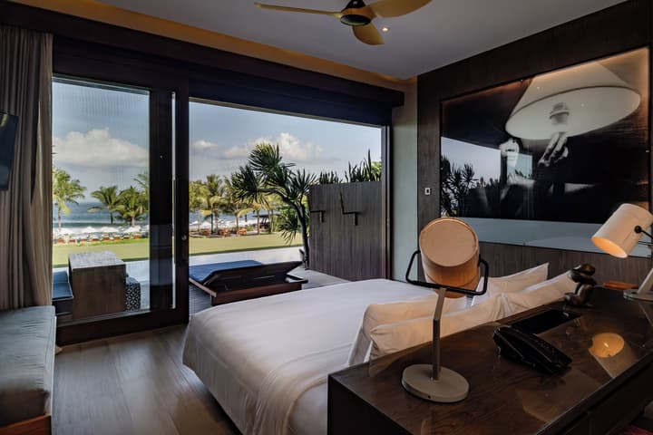 Hotel Komune and Beach Club Bali