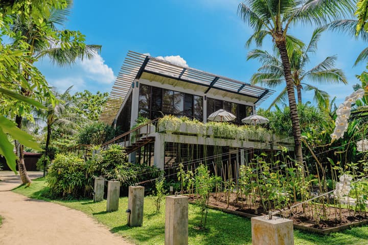 Hotel Komune and Beach Club Bali