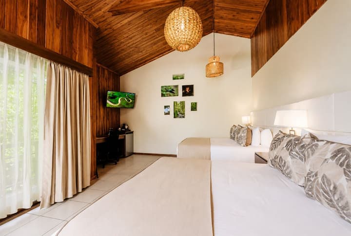 Ficus Sunset Suites