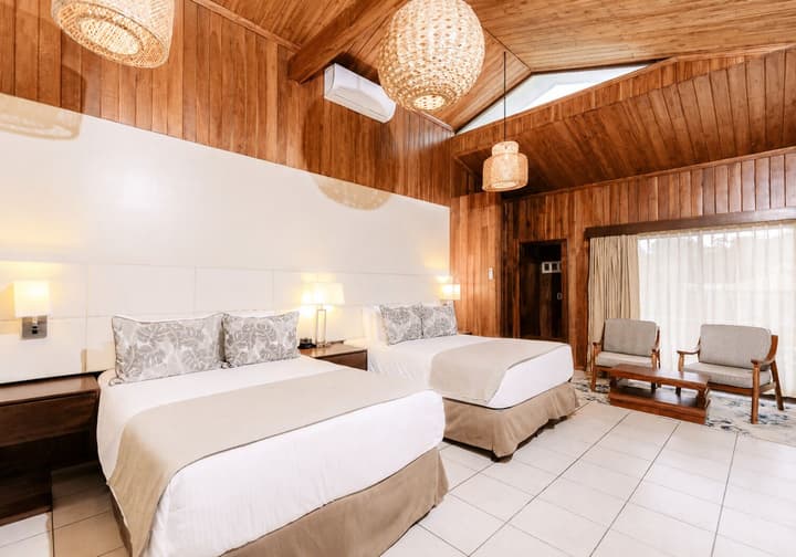 Ficus Sunset Suites