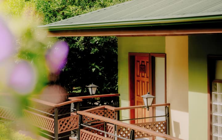 Ficus Sunset Suites