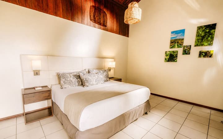 Ficus Sunset Suites