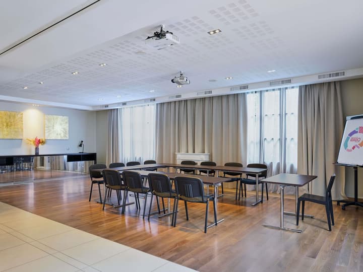 Aparthotel Adagio Serris - Val d'Europe