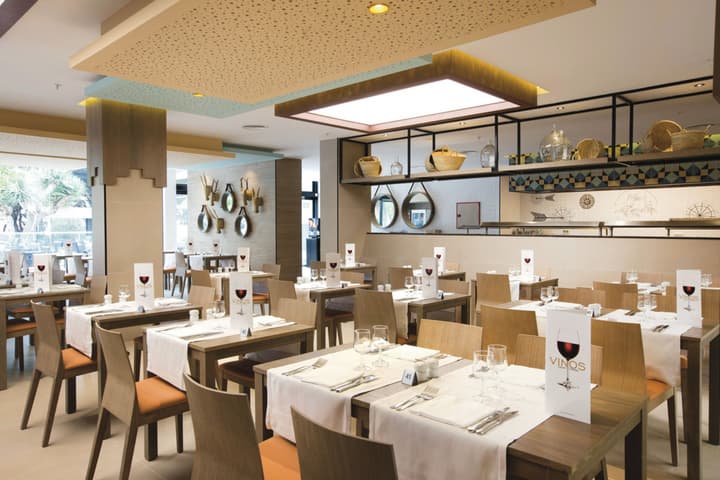 Hotel Riu Festival
