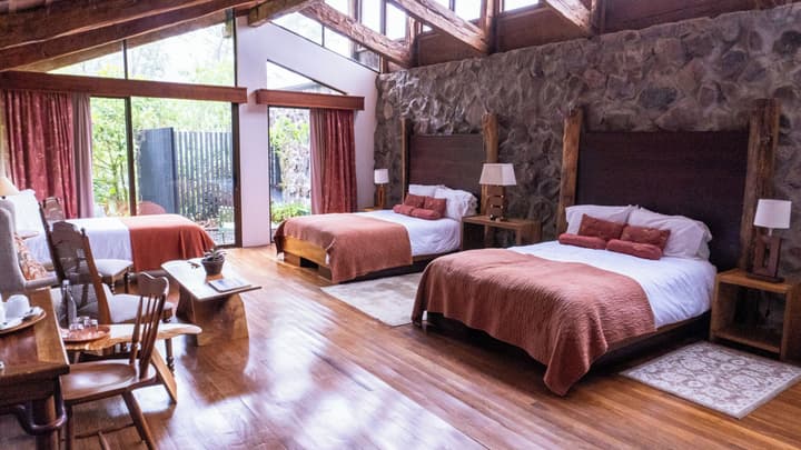 Poas Volcano Lodge