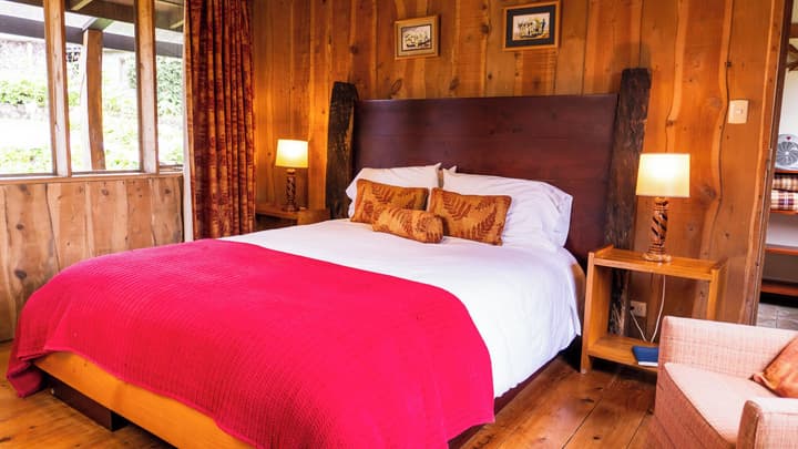 Poas Volcano Lodge