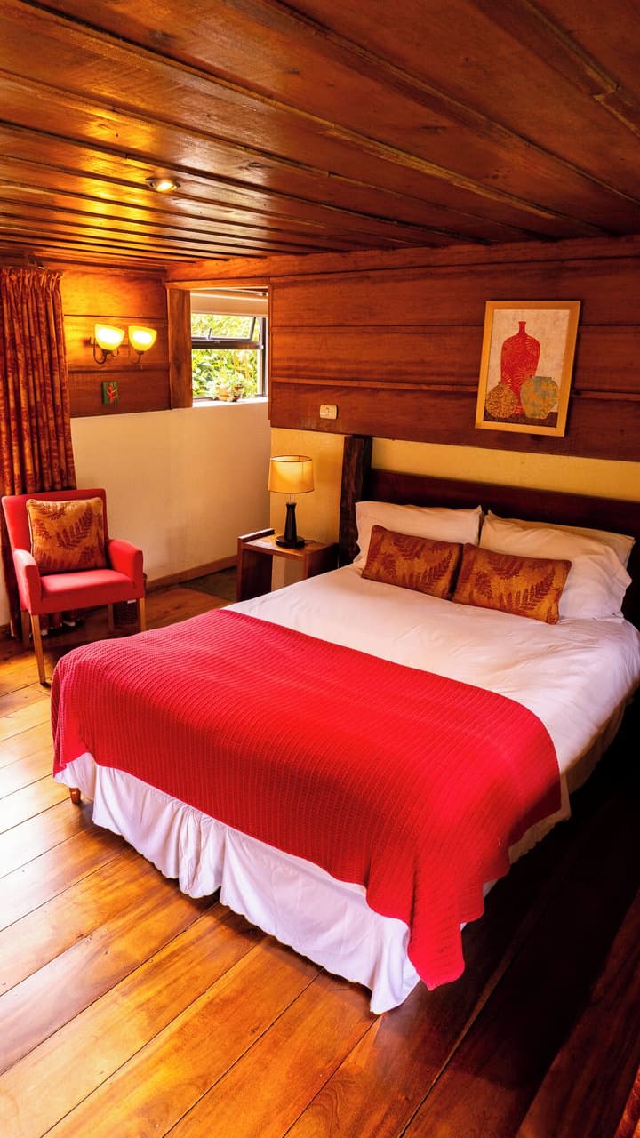 Poas Volcano Lodge