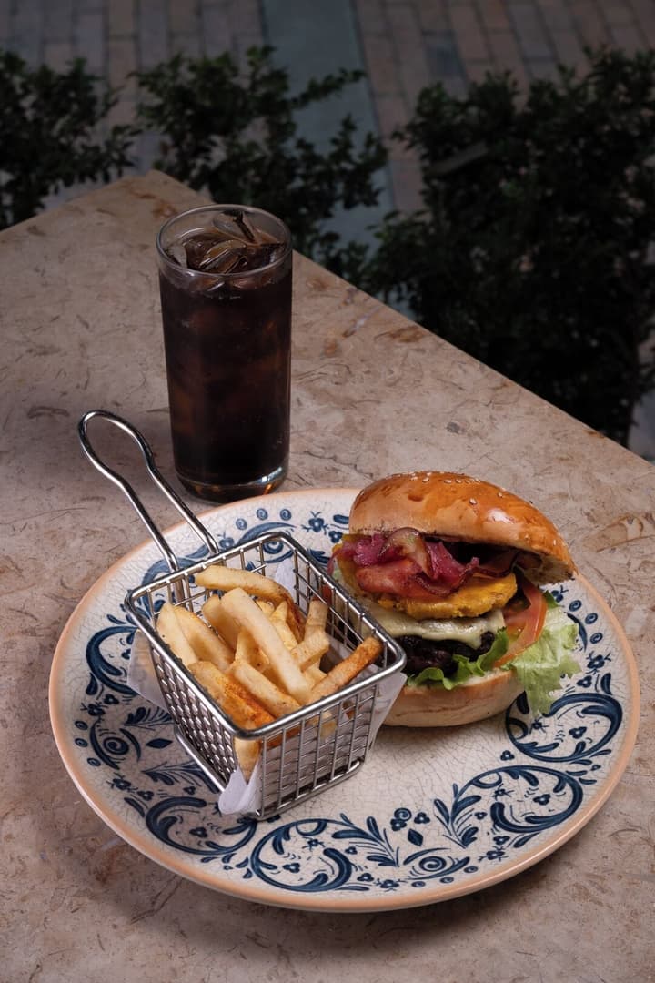 Hotel Chico Parque 93 By OxoHotel