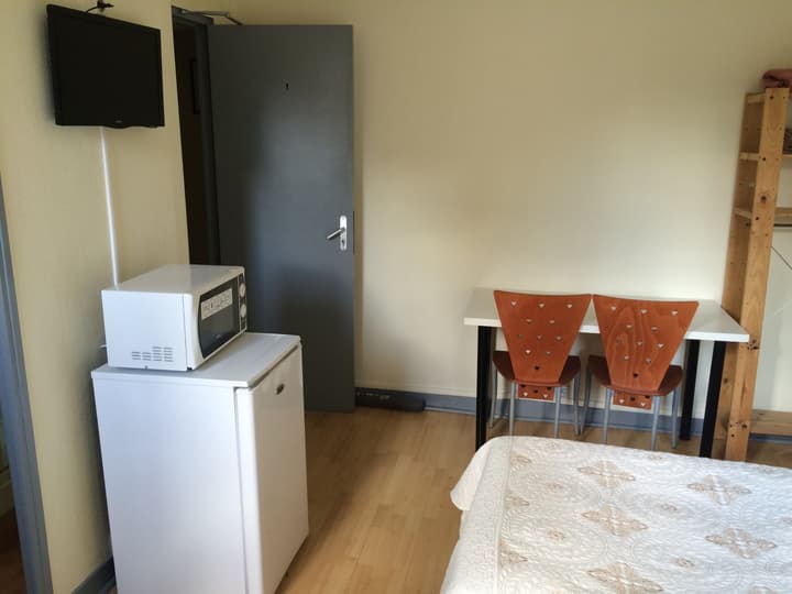 Au Royal Mad Hotel
