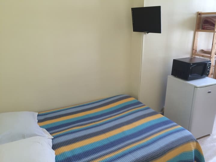 Au Royal Mad Hotel