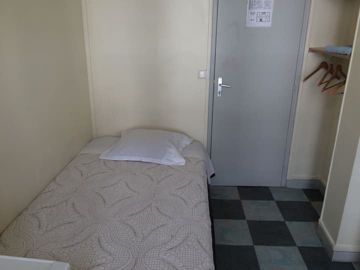 Au Royal Mad Hotel
