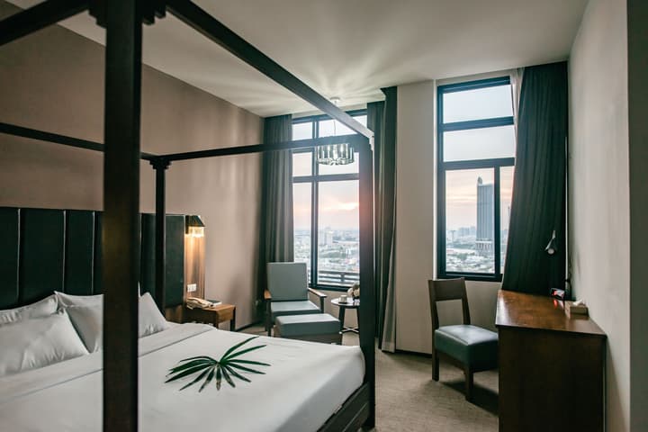 Grand Howard Hotel Bangkok