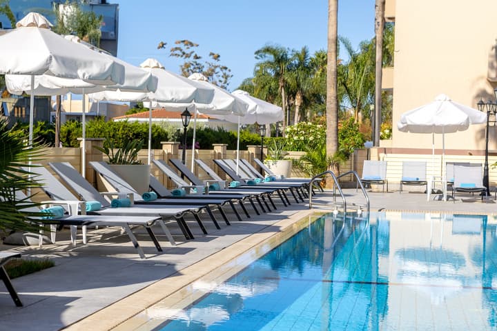 Kapetanios Limassol Hotel
