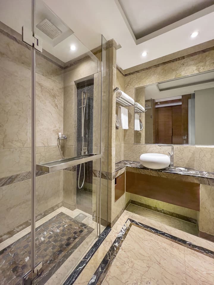 Radisson Blu Kaushambi Delhi NCR