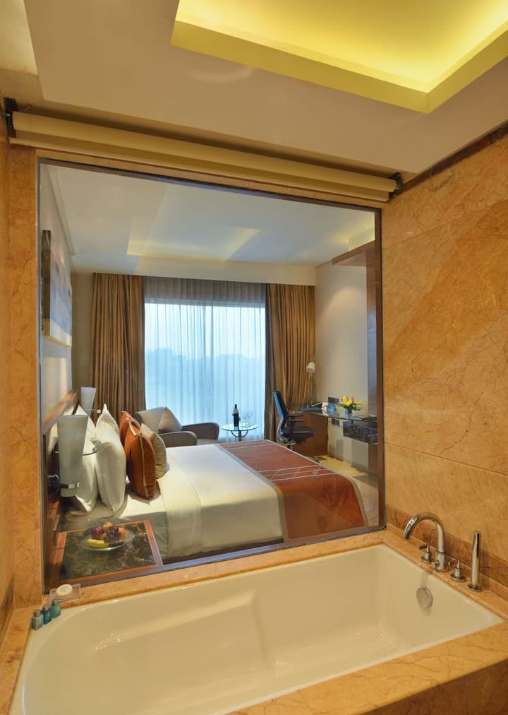 Radisson Blu Kaushambi Delhi NCR