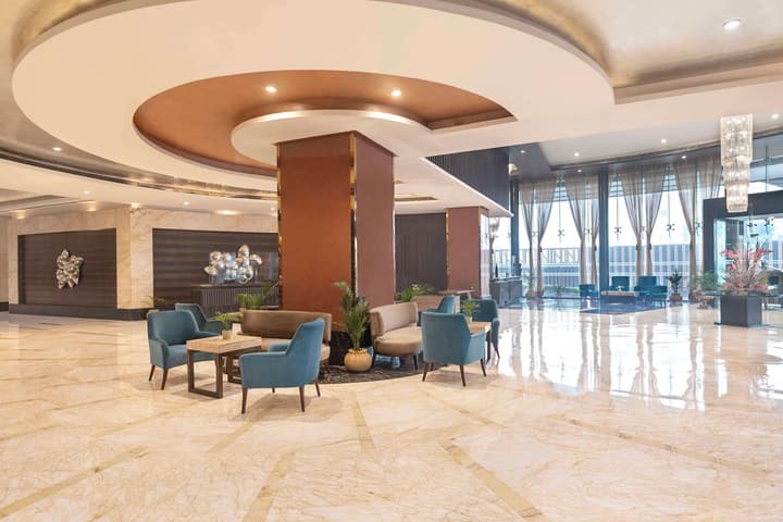 Radisson Blu Kaushambi Delhi NCR