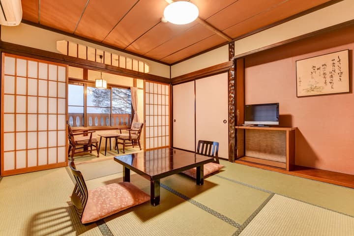 Futarishizuka Hakuun