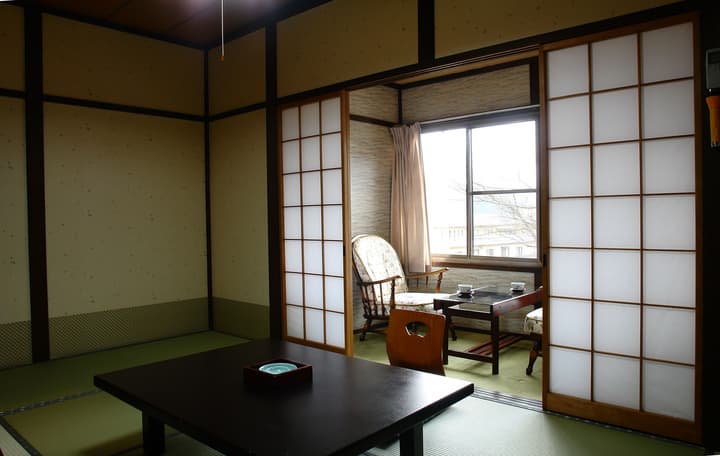 Futarishizuka Hakuun