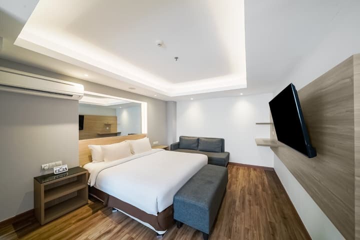 Aston Pluit Hotel & Residence