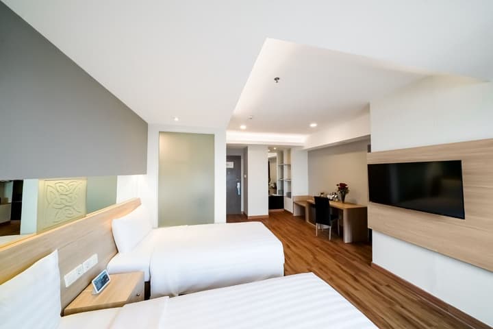 Aston Pluit Hotel & Residence
