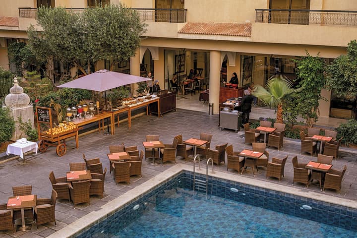 Grand Plaza