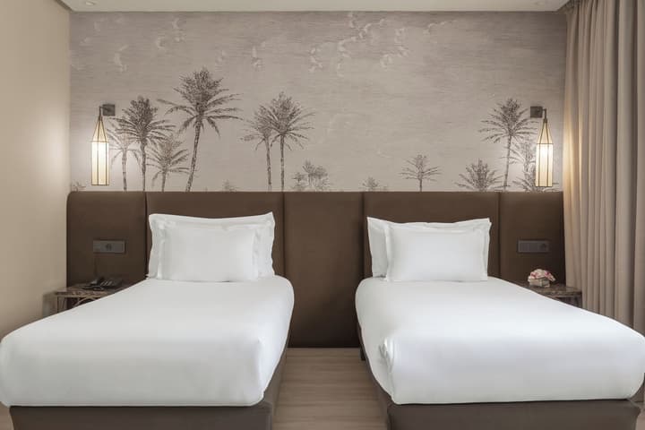 Grand Plaza