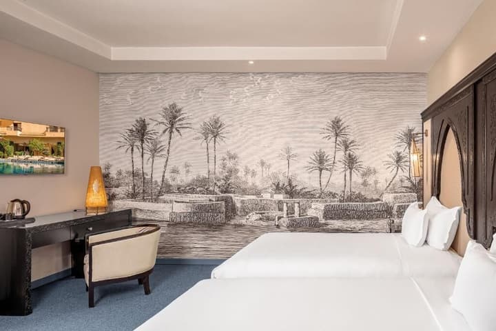 Grand Plaza