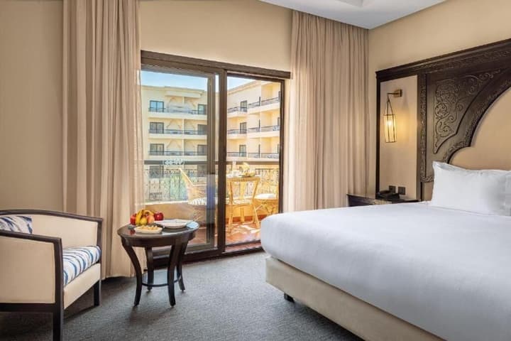 Grand Plaza