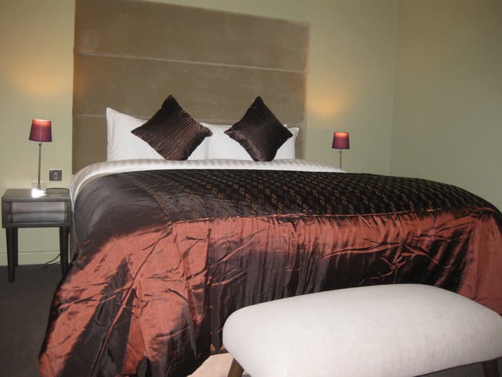 Axiom Park Hotel