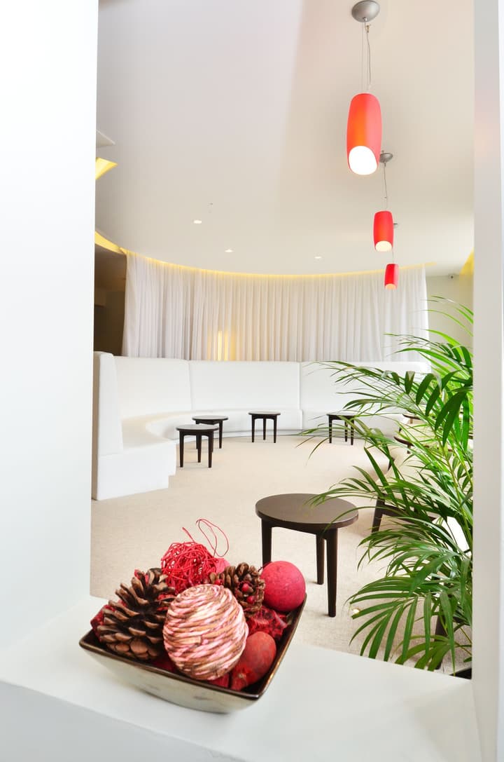 Axiom Park Hotel