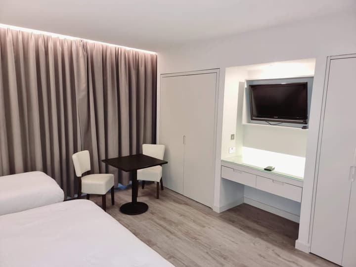Axiom Park Hotel