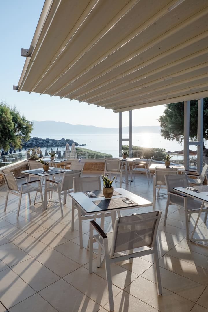 Molos Bay Hotel