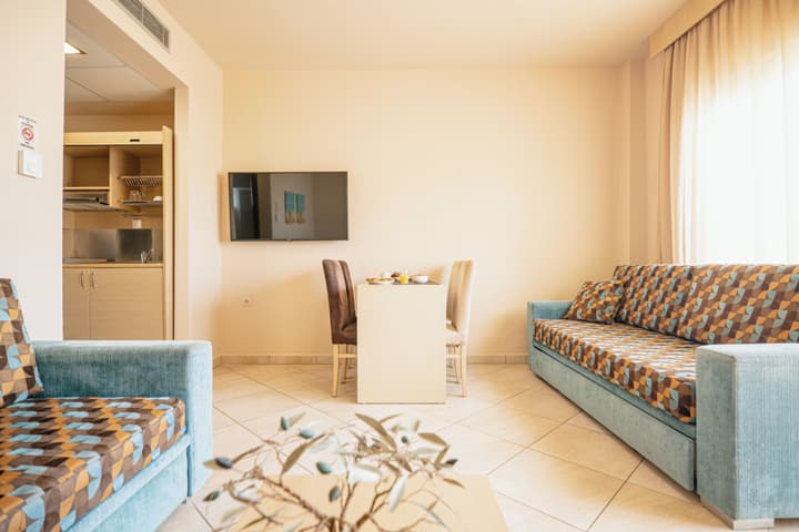 Molos Bay Hotel