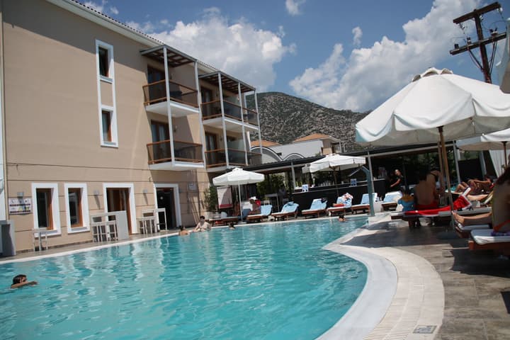 Valis Resort