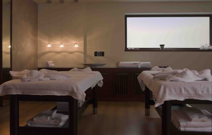 Valis Resort