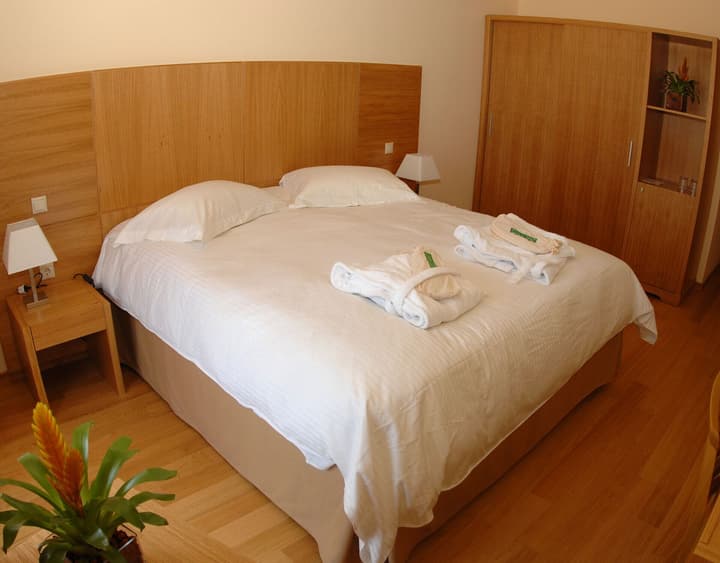 Valis Resort