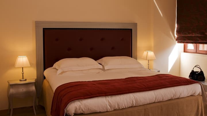 Valis Resort