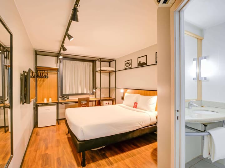 ibis Copacabana Posto 2 Hotel