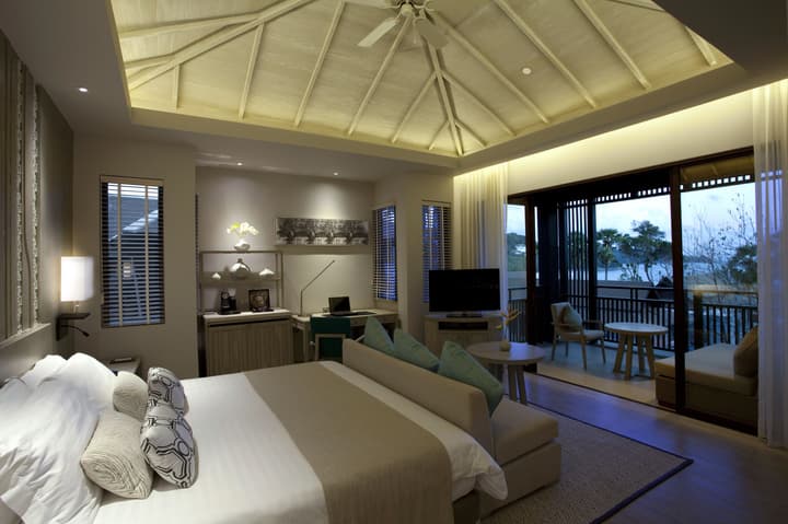 Pullman Phuket Arcadia Naithon Beach