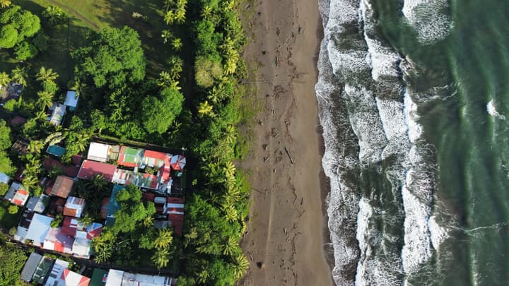Hotel El Icaco Tortuguero