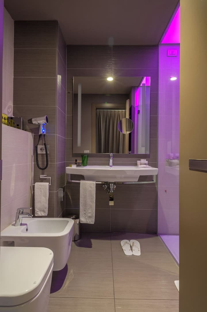 8Piuhotel