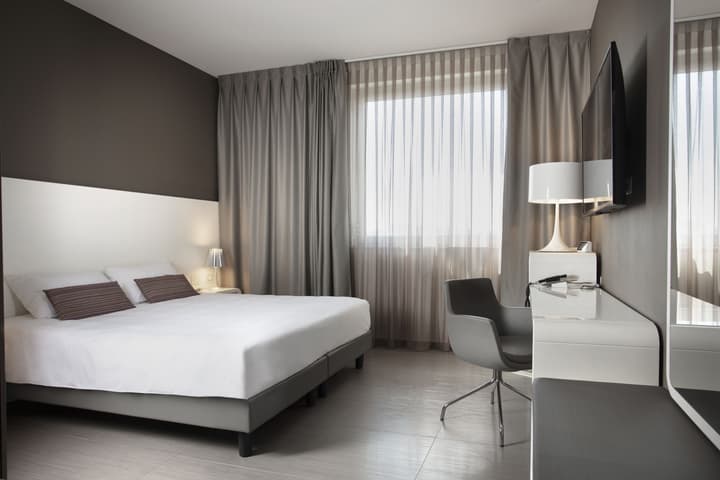 8Piuhotel