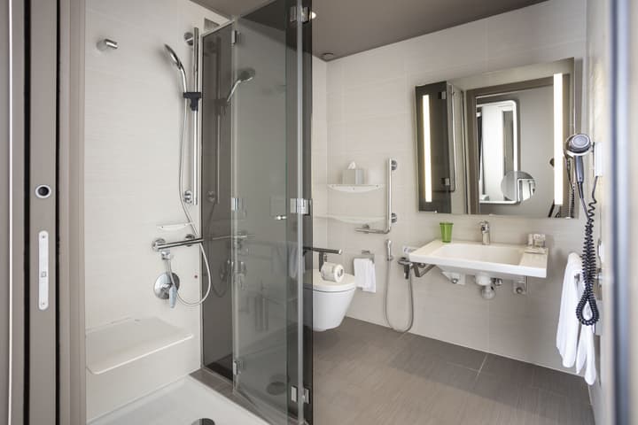 8Piuhotel