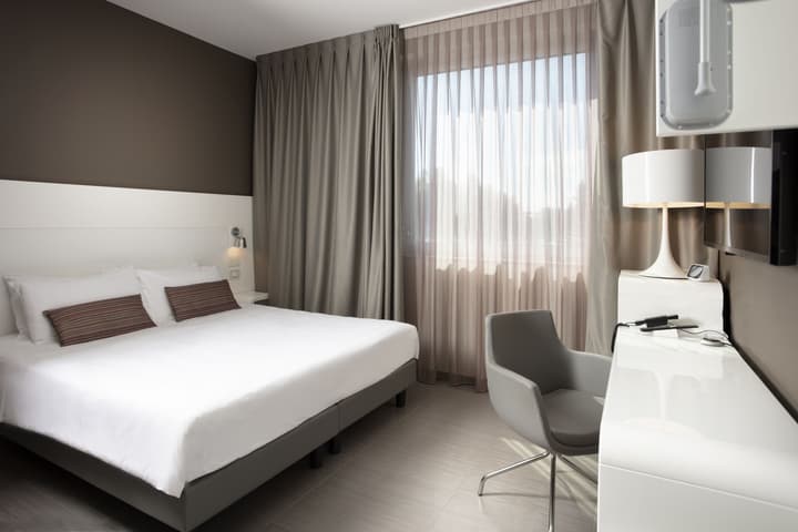8Piuhotel