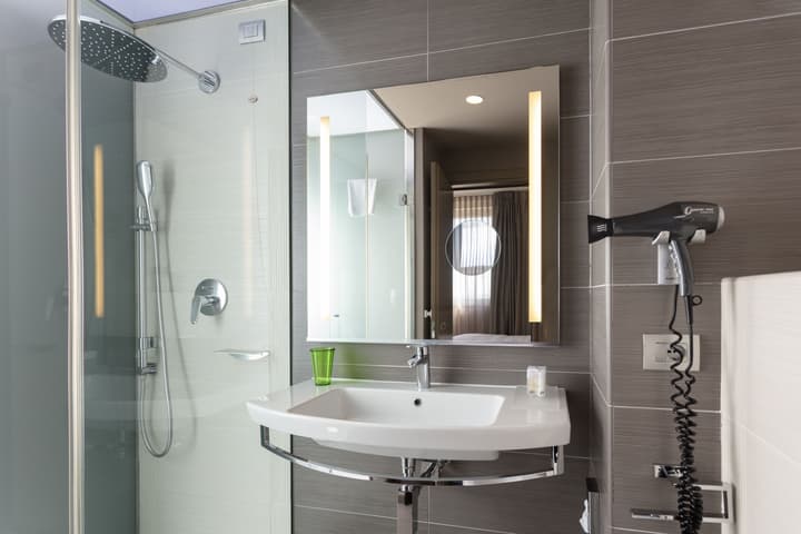 8Piuhotel