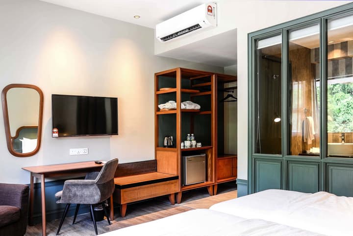 The Jesselton Hotel