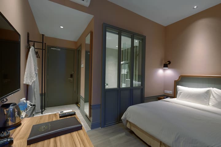 The Jesselton Hotel