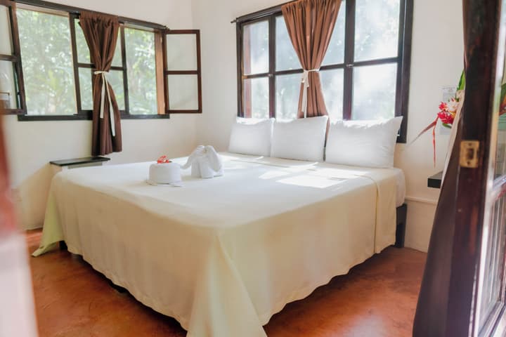 Kin Balam Cabanas