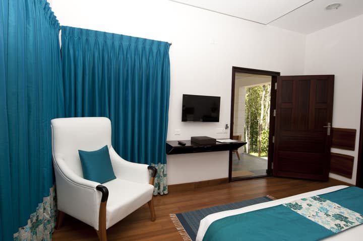 Niraamaya Cardamom Club